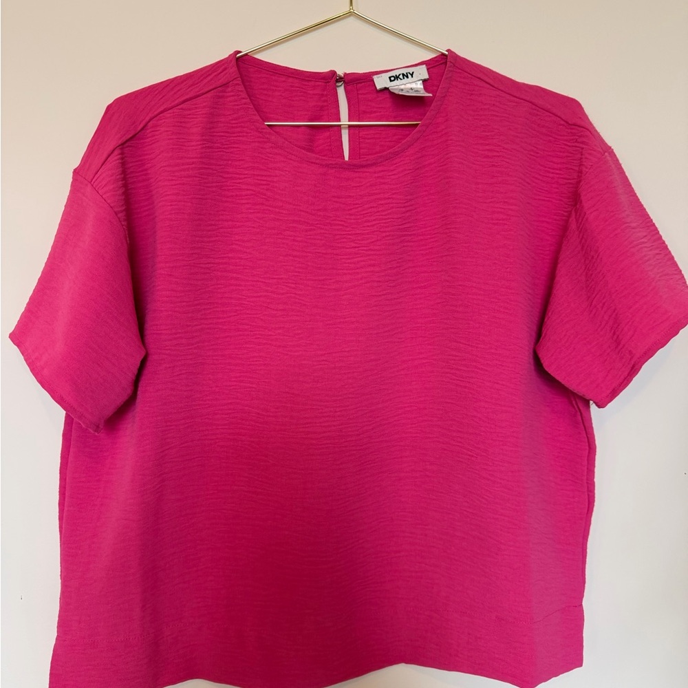 DKNY Women's Short Sleeve Boxy Top in Bright Pink